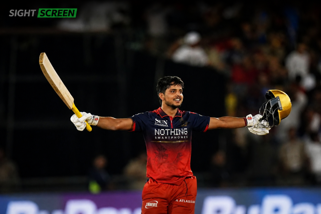 70708-1024x683 Krunal, Bhuvneshwar seal dramatic RCB win over MI